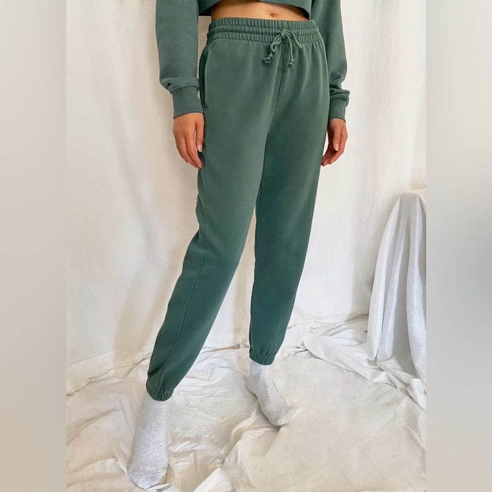 TNA Cozy AF Fleece Sweatpants size XS